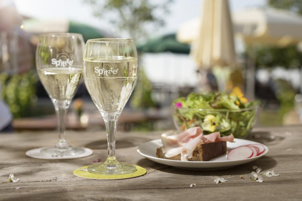 © ÖWM/Blickwerk Fotografie Das Bild zeigt ein Spritzerglas.